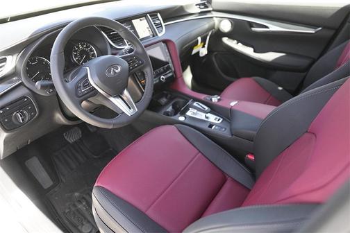 2025 INFINITI QX50 SPORT