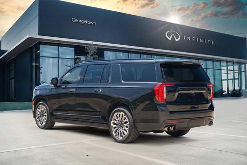 Onyx Black 2023 GMC Yukon XL Denali Ultimate