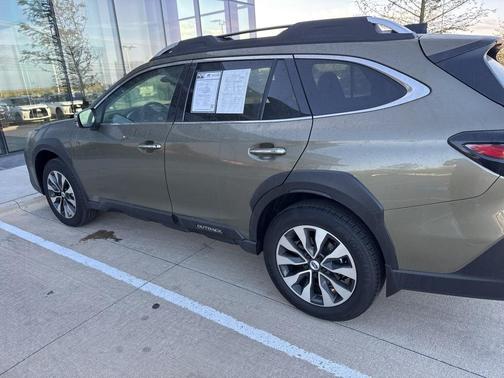 2025 Subaru Outback Touring XT