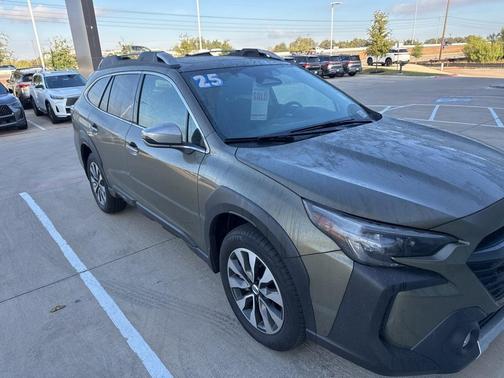 2025 Subaru Outback Touring XT