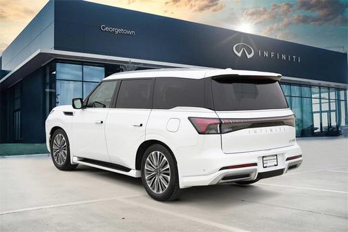 2025 INFINITI QX80 Luxe