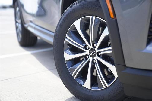 2025 INFINITI QX60 Pure