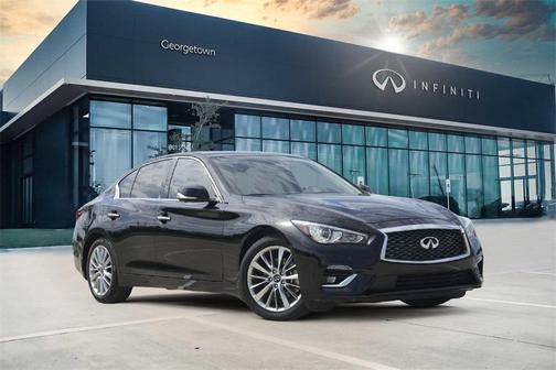 2022 INFINITI Q50 LUXE