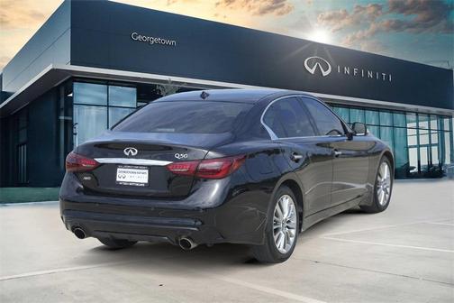 2022 INFINITI Q50 LUXE