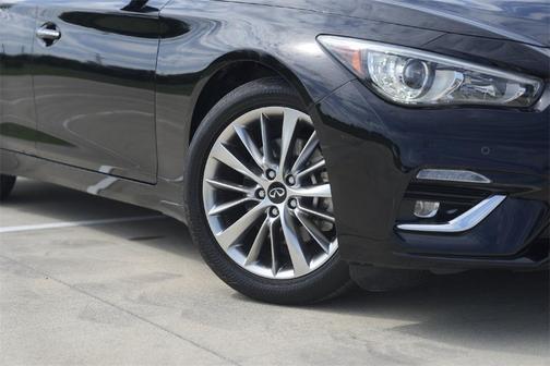 2022 INFINITI Q50 LUXE