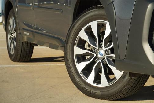 2023 Subaru Outback Touring XT