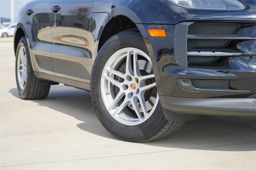 2020 Porsche Macan Base