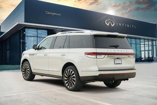 White Metallic 2024 Lincoln Navigator Black Label