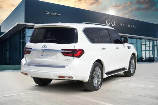2021 INFINITI QX80 Luxe