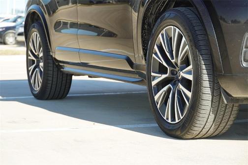 2020 Volvo XC90 T6 Momentum 7 Passenger