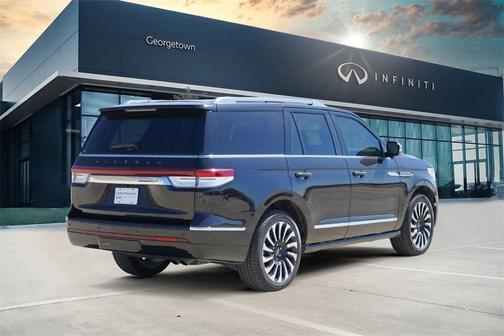 2024 Lincoln Navigator Black Label