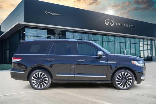 2024 Lincoln Navigator Black Label