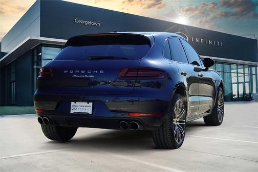2018 Porsche Macan Turbo