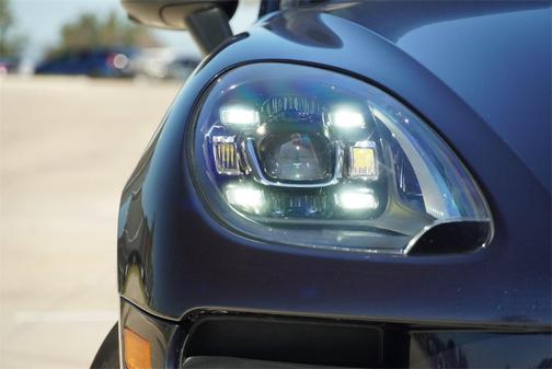 2018 Porsche Macan Turbo