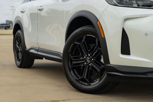 Radiant White 2026 INFINITI QX60 SPORT