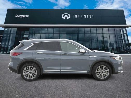 2025 INFINITI QX50 Luxe