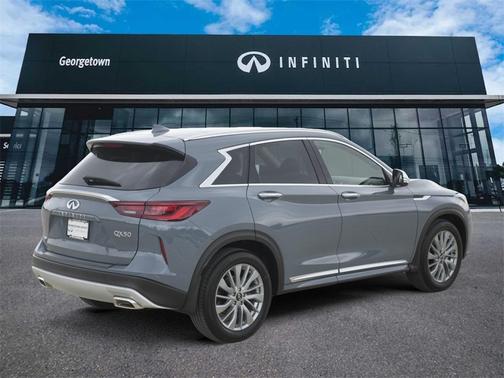 2025 INFINITI QX50 Luxe