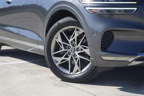 2022 Genesis GV70 2.5T