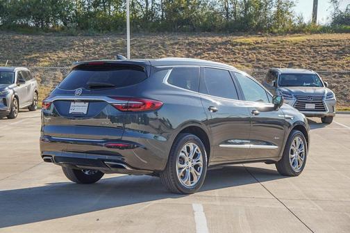2018 Buick Enclave Avenir