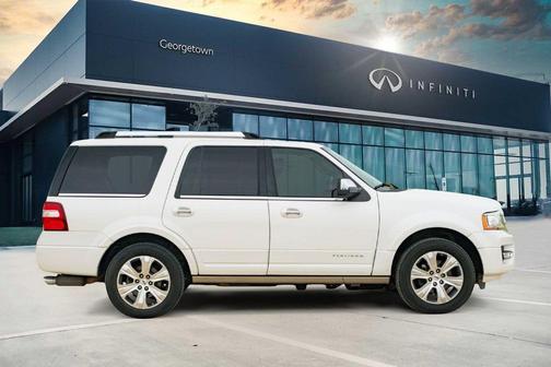 White Platinum Clearcoat Metallic 2016 Ford Expedition Platinum
