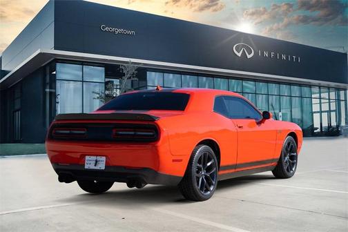 2020 Dodge Challenger SXT