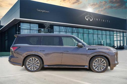 2026 INFINITI QX80 Luxe