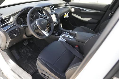 2025 INFINITI QX50 SPORT