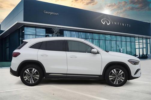2025 Mercedes-Benz GLA 250 Base