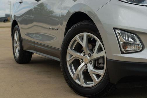 Silver Ice Metallic 2021 Chevrolet Equinox Premier