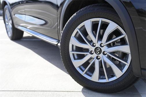 2024 INFINITI QX50 Luxe