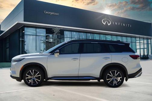 2 Tone Majestic White 2023 INFINITI QX60 AUTOGRAPH