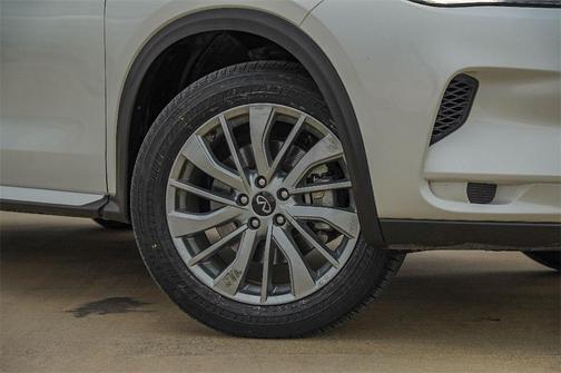 2024 INFINITI QX50 Luxe