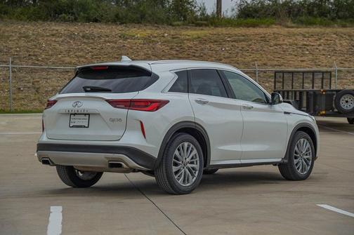 2024 INFINITI QX50 Luxe