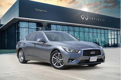 2022 INFINITI Q50 LUXE
