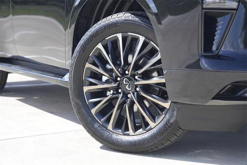 2025 INFINITI QX80 AUTOGRAPH