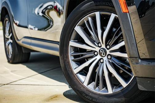 2023 INFINITI QX60 SENSORY