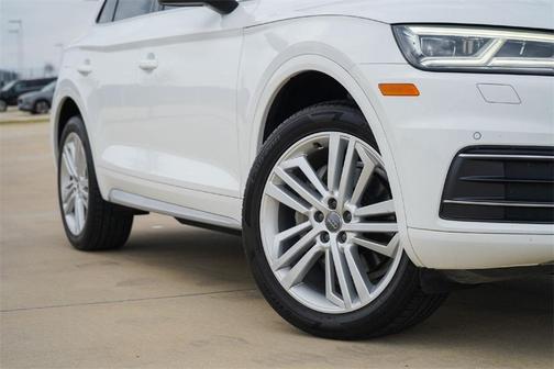 2018 Audi Q5 2.0T Premium Plus