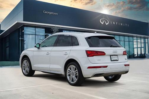 2018 Audi Q5 2.0T Premium Plus