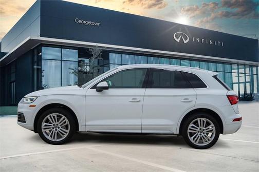 2018 Audi Q5 2.0T Premium Plus