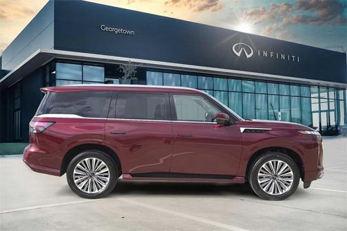 2025 INFINITI QX80 Luxe