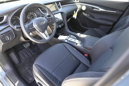2025 INFINITI QX50 SPORT