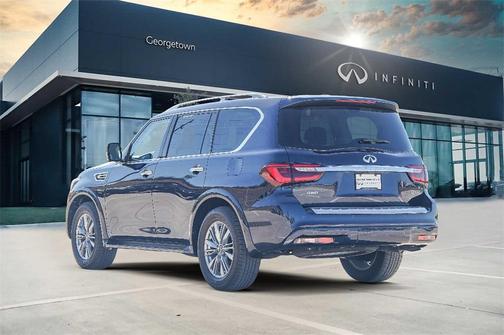 2024 INFINITI QX80 Luxe