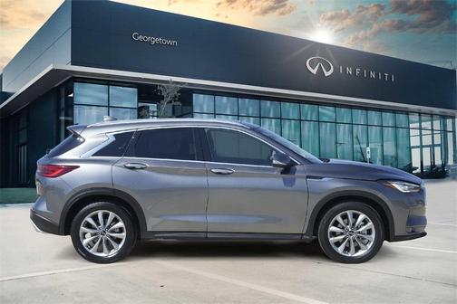 2022 INFINITI QX50 Luxe