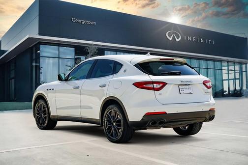 2018 Maserati Levante Base