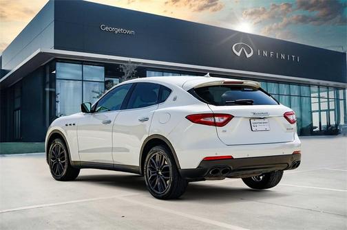 2018 Maserati Levante Base