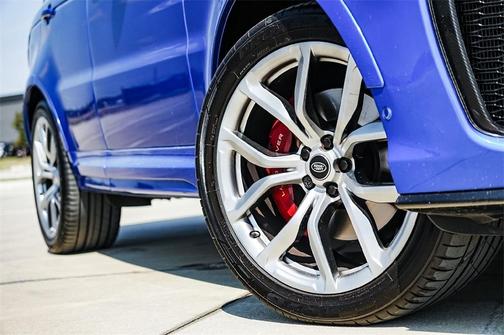 2018 Land Rover Range Rover Sport 5.0L Supercharged SVR