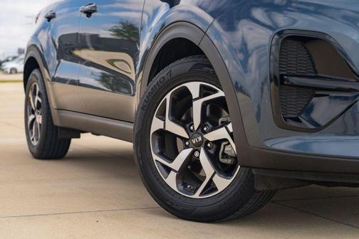 Pacific Blue 2020 Kia Sportage LX