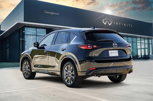 2024 Mazda CX-5 Premium Plus