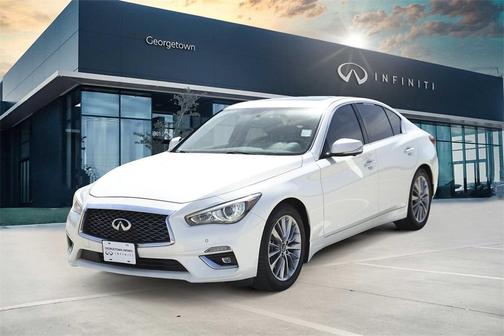 2022 INFINITI Q50 LUXE