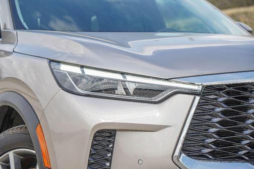 Warm Titanium 2023 INFINITI QX60 Luxe